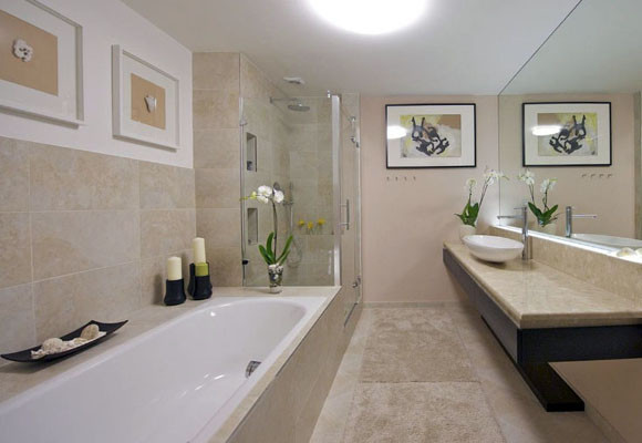 How to Save Money by Bathtub Refinishing