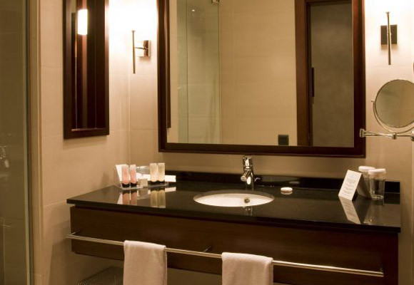 Glass Innovations | Glass Countertop and Walk in Shower