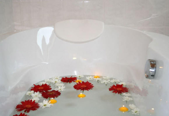 4 Things You Can Achieve by Tile and Tub Reglazing
