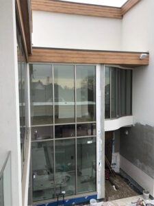 residential custom modern curtainwall installation